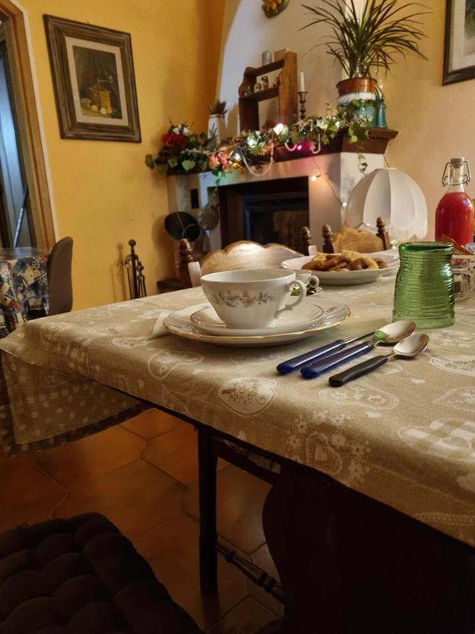 Bed and breakfast A Collodi Io & Mamma100 M Dal Parco Di Pinocchio Extérieur photo