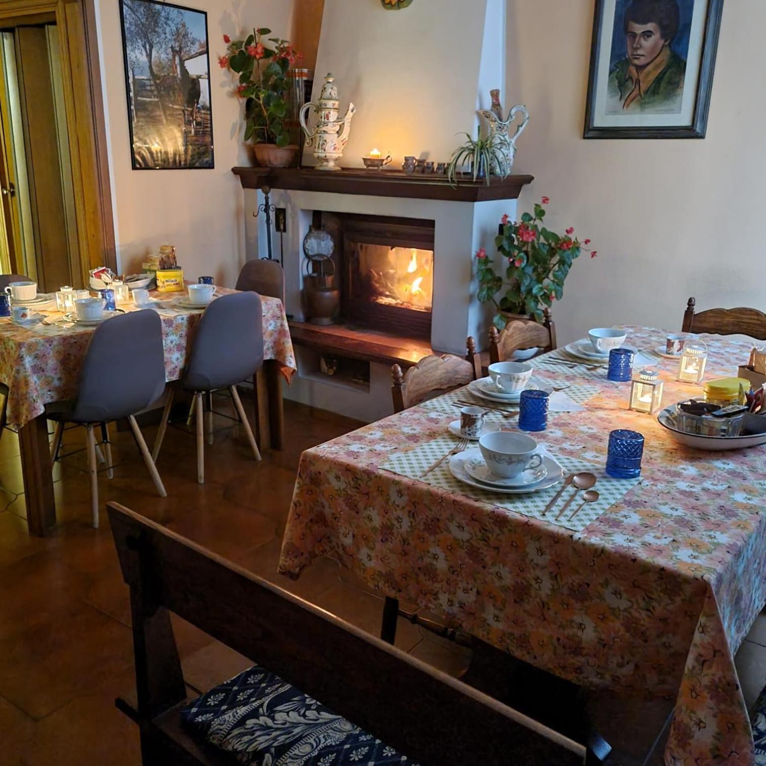 Bed and breakfast A Collodi Io & Mamma100 M Dal Parco Di Pinocchio Extérieur photo