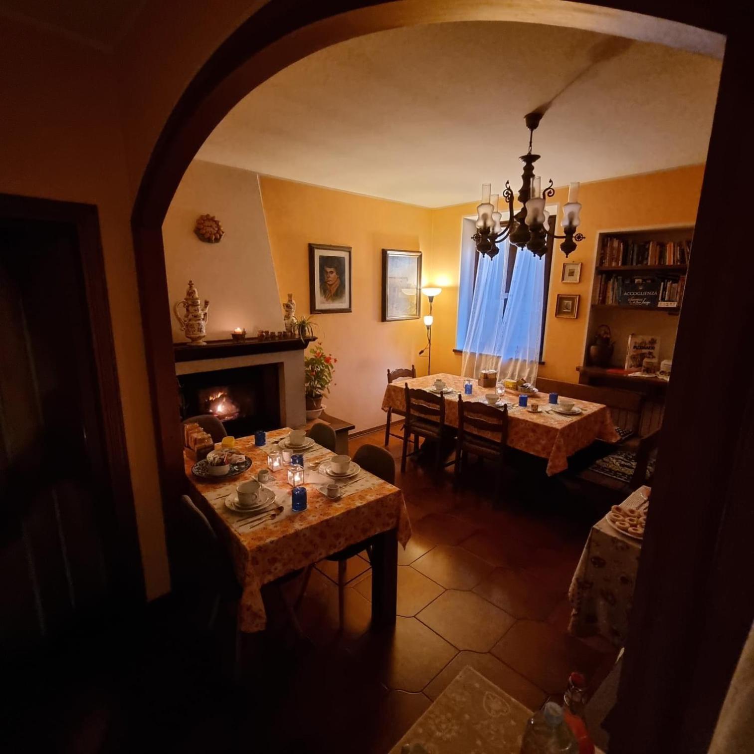 Bed and breakfast A Collodi Io & Mamma100 M Dal Parco Di Pinocchio Extérieur photo
