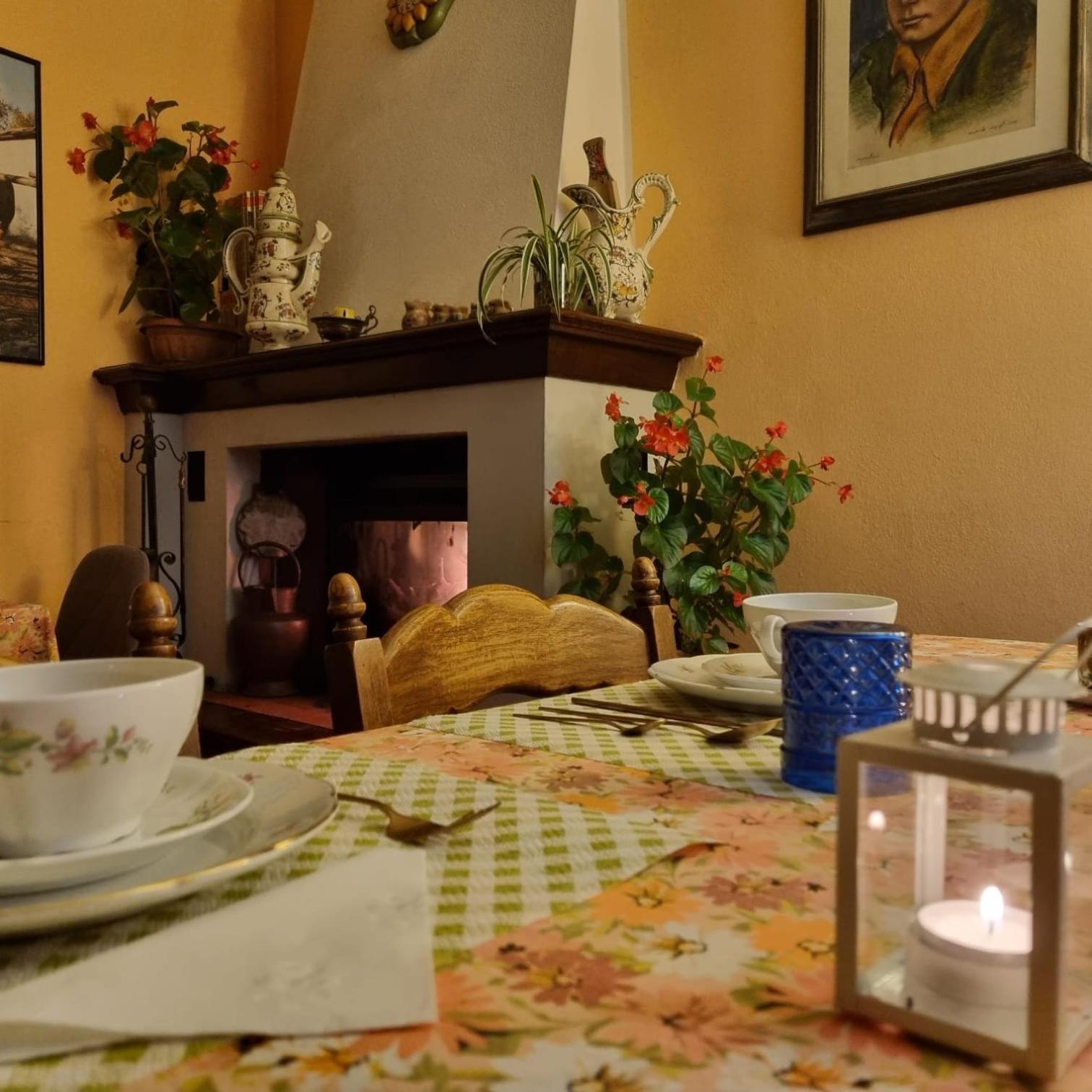 Bed and breakfast A Collodi Io & Mamma100 M Dal Parco Di Pinocchio Extérieur photo